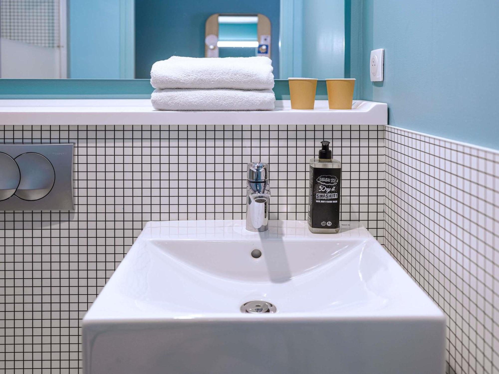 Ibis Budget Bourg En Bresse Exterior foto